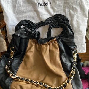 Be&D tan and black hobo style bag